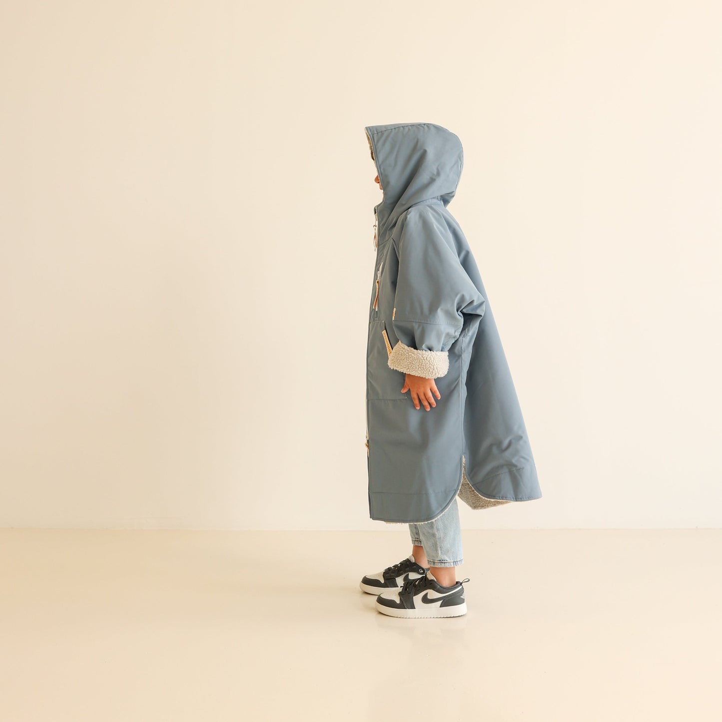 KIDS CRUMPET COAT | WEATHERPROOF CHANGING ROBE - BUBBLEGUM