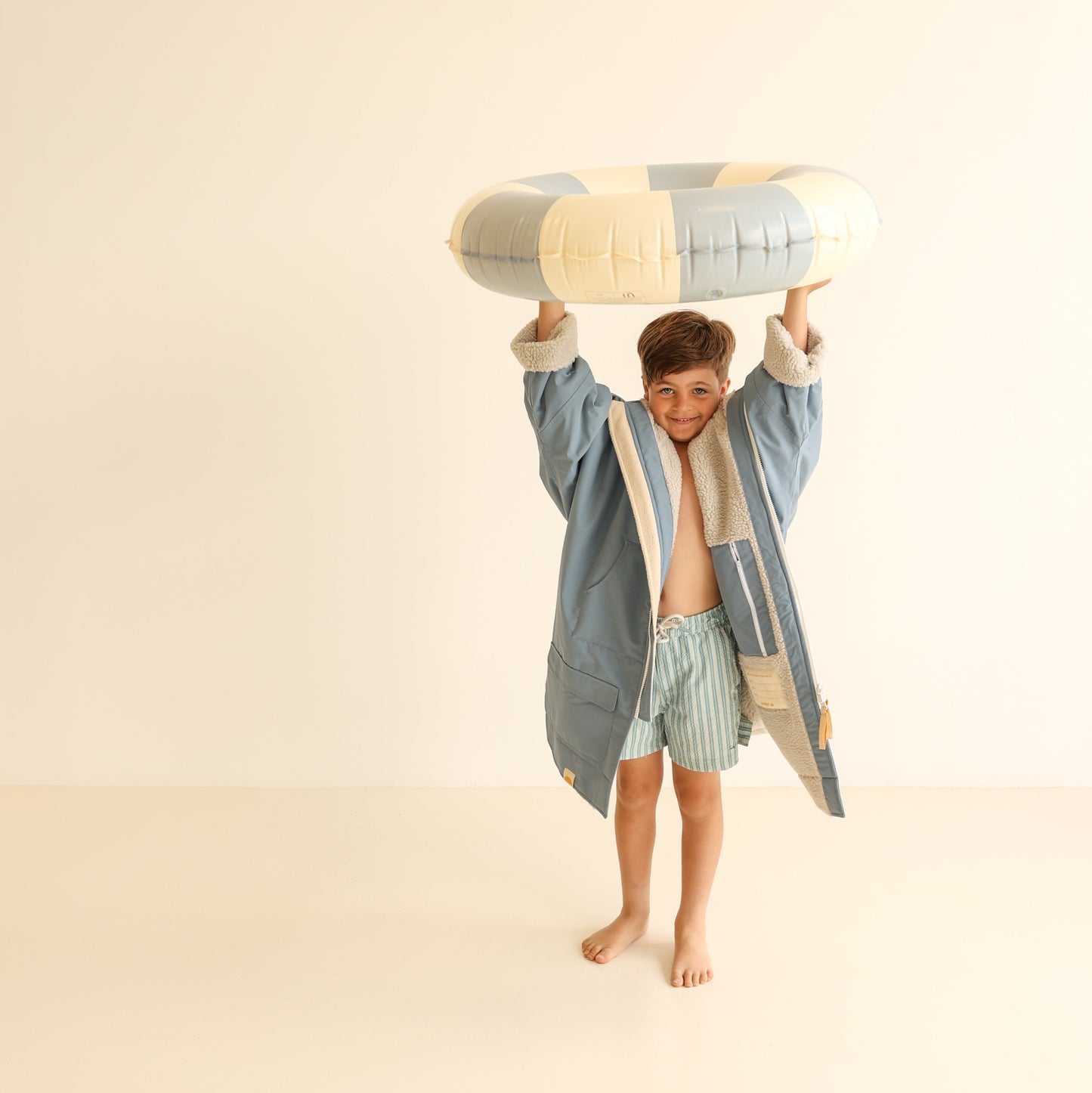 KIDS CRUMPET COAT | WEATHERPROOF CHANGING ROBE - BUBBLEGUM